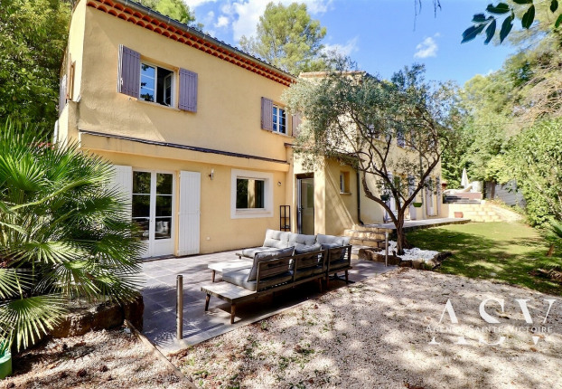 Maison 7 pièces 162 m² · à Fuveau · 162 m² · 529 000 €