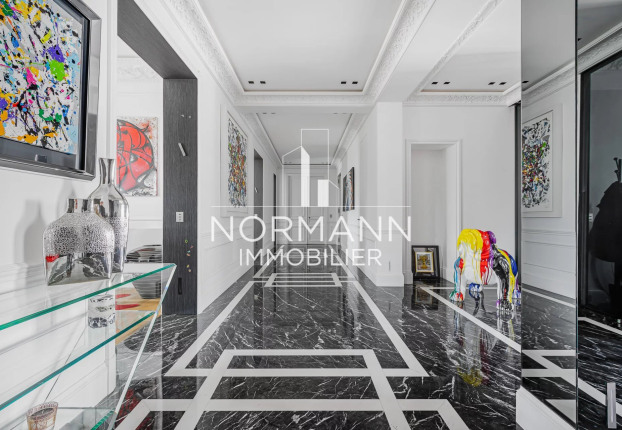 Appartement 8 pièces 385 m² · à Porte Dauphine, Paris 16ème · 385 m² · 7 490 000 €