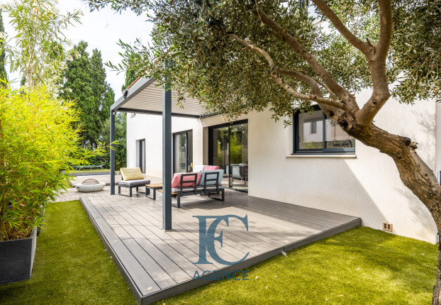 Maison 6 pièces 129 m² · à Cap Nègre-Cap Sicié, Six-Fours-les-Plages · 129,3 m² · 849 000 €