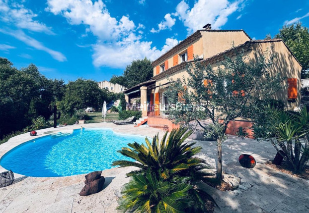 Maison 6 pièces 136 m² · à Saint-Paulet-de-Caisson · 136 m² · 530 000 €