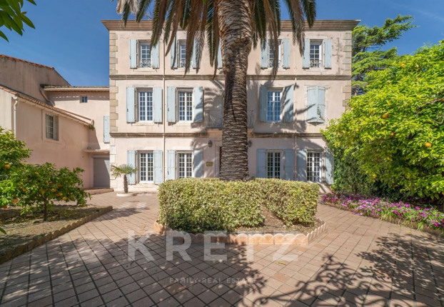 Maison 10 pièces 580 m² · à Mirepeisset · 580 m² · 649 000 €