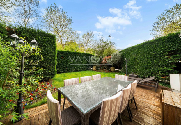 Appartement 4 pièces 134 m² · à Porte Dauphine, Paris 16ème · 134 m² · 2 880 000 €