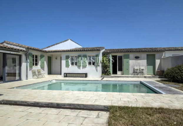 Maison 9 pièces 224 m² · à Sainte-Marie-de-Ré · 223,9 m² · 1 690 000 €