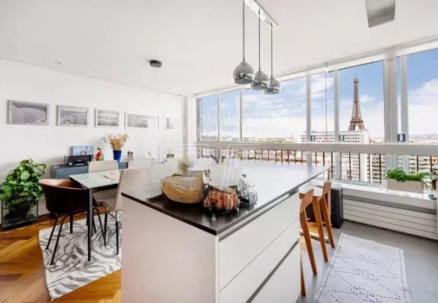 Appartement 5 pièces 97 m² · à Seine Et Berges, Paris 15ème · 97 m² · 1 090 000 €