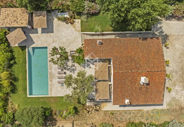Maison 10 pièces 300 m² · à Grimaud · 300 m² · 2 580 000 €