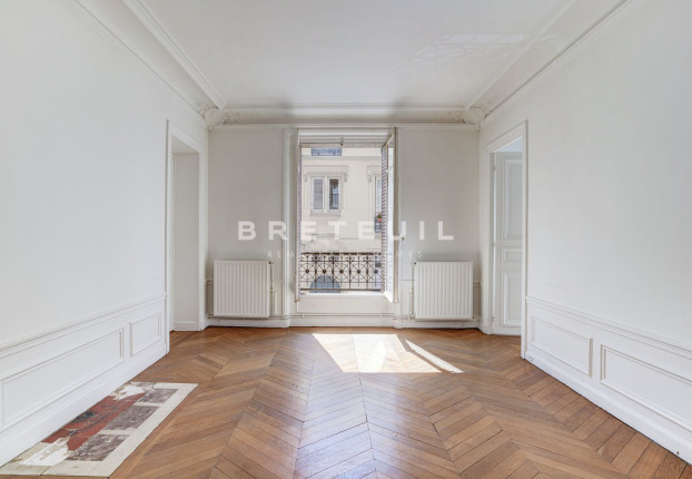 Appartement 4 pièces 100 m² · à Porte Dauphine, Paris 16ème · 100 m² · 1 180 000 €