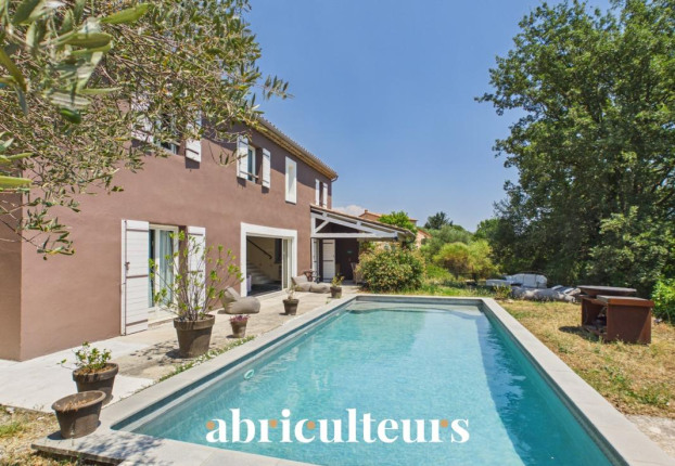 Maison 6 pièces 200 m² · à Callian · 200 m² · 779 000 €