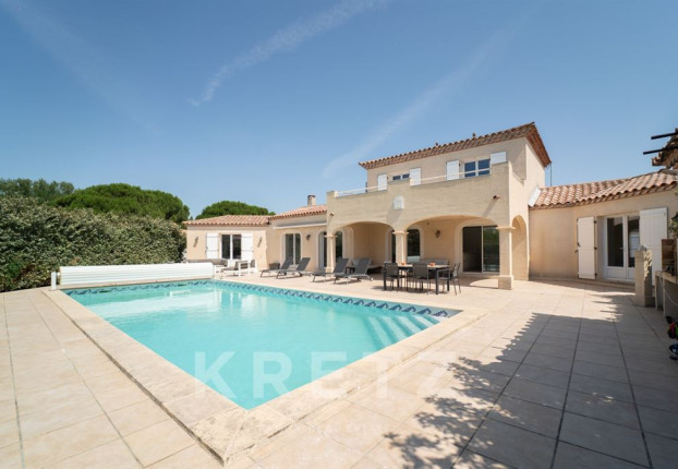 Maison 7 pièces 190 m² · à Aigues-Mortes · 190 m² · 880 000 €
