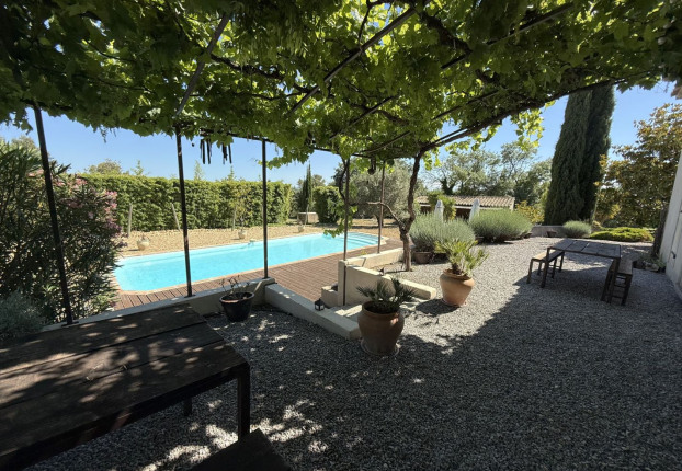 Maison 1 pièce 420 m² · à Argeliers · 420 m² · 1 560 000 €
