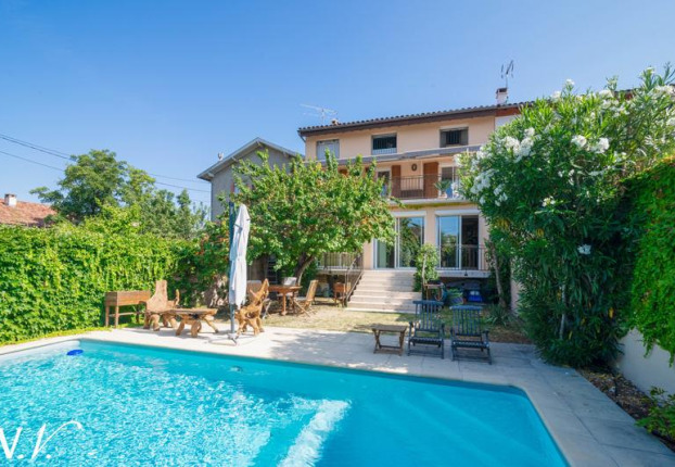Maison 6 pièces 200 m² · à Toulouse · 200 m² · 1 150 000 €