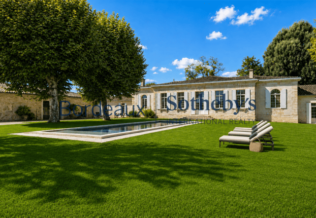 Maison 12 pièces 420 m² · à Bordeaux · 420 m² · 2 490 000 €