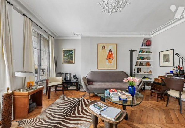 Appartement 4 pièces 82 m² · à Paris 8ème · 82,2 m² · 1 200 000 €