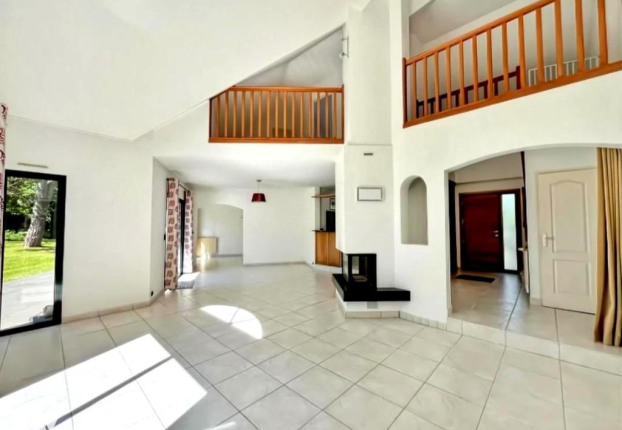 Maison 6 pièces 168 m² · à La Chapelle-sur-Erdre · 168 m² · 599 000 €