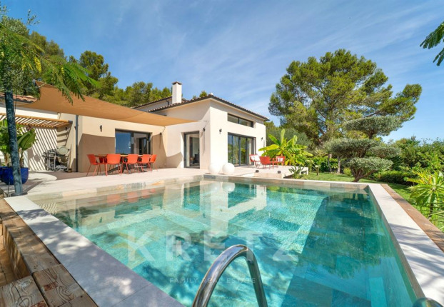 Maison 5 pièces 160 m² · à Caveirac · 160 m² · 790 000 €