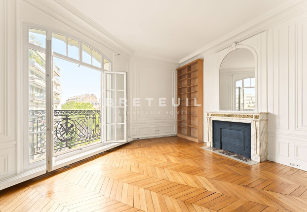 Appartement 6 pièces 167 m² · à Auteuil Nord, Paris 16ème · 167 m² · 1 976 000 €