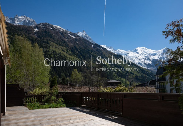 Appartement 6 pièces 123 m² · à Chamonix-Mont-Blanc · 123 m² · 1 890 000 €