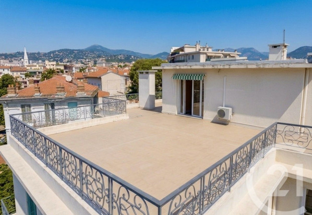 Appartement 4 pièces 135 m² · à Nice · 134,8 m² · 940 000 €