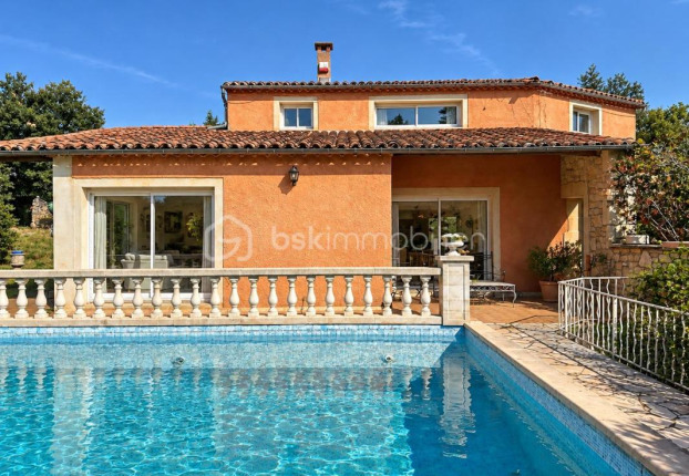 Maison 5 pièces 160 m² · à Forcalquier · 160 m² · 560 000 €