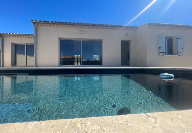 Maison 5 pièces 140 m² · à L'Isle-sur-la-Sorgue · 140 m² · 549 000 €