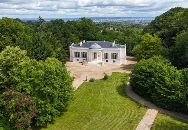 Maison 9 pièces 700 m² · à Louveciennes · 700 m² · 3 200 000 €
