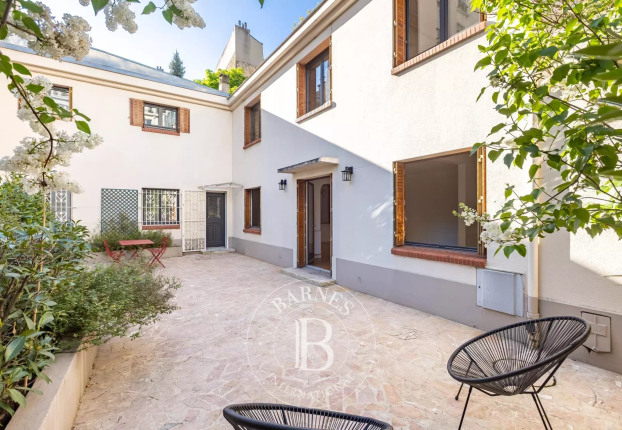 Maison 6 pièces 176 m² · à Neuilly-sur-Seine · 176,2 m² · 2 200 000 €