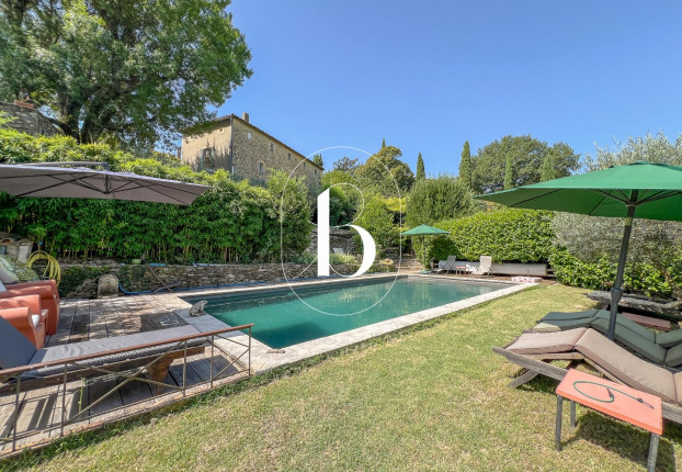 Maison 11 pièces 360 m² · à Goudargues · 360 m² · 915 000 €