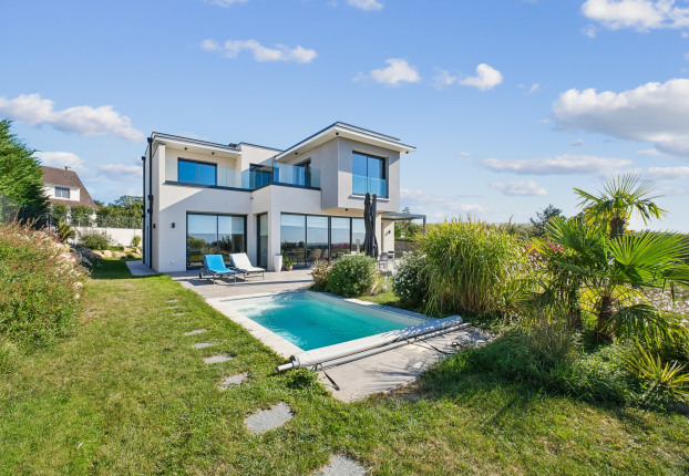Maison 6 pièces 208 m² · à Crespières · 208 m² · 1 260 000 €