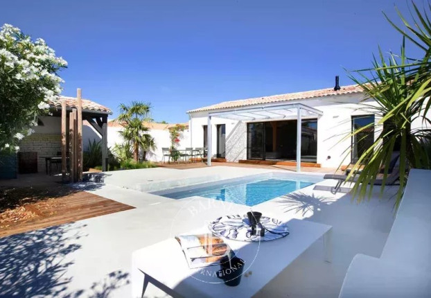 Maison 4 pièces 119 m² · à Sainte-Marie-de-Ré · 118,5 m² · 1 170 200 €