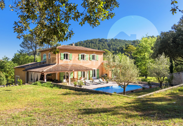 Maison 7 pièces 172 m² · à La Celle · 172 m² · 672 000 €