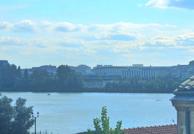 Appartement 6 pièces 241 m² · à Bordeaux · 241 m² · 784 000 €