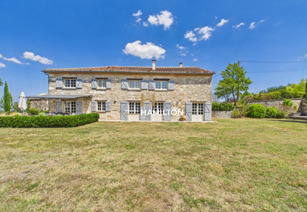Maison 8 pièces 270 m² · à Gaillac · 270 m² · 940 000 €