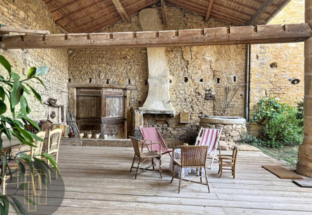 Maison 5 pièces 200 m² · à Poleymieux-au-Mont-d'Or · 200 m² · 765 000 €