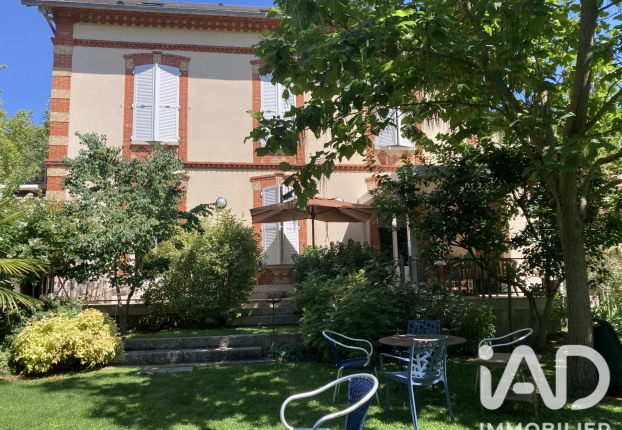 Maison 11 pièces 400 m² · à Nemours · 400 m² · 980 000 €