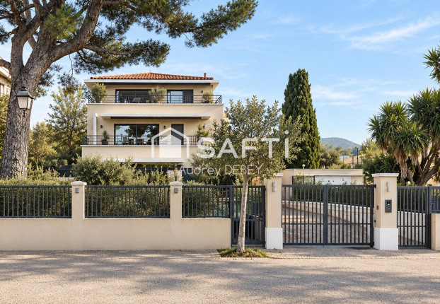 Appartement 4 pièces 118 m² à Sanary-sur-Mer