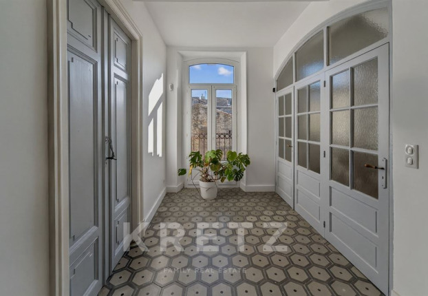 Maison 7 pièces 290 m² · à Cesseras · 290 m² · 580 000 €