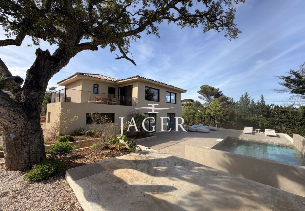 Maison 4 pièces 160 m² · à Fréjus · 160 m² · 1 490 000 €