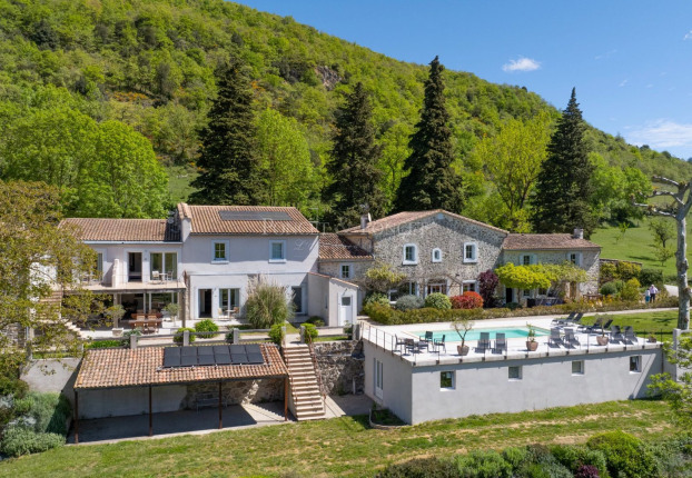 Maison 25 pièces 700 m² · à Petite Ville, Limoux · 700 m² · 1 595 000 €