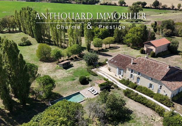 Maison 7 pièces 389 m² · à Eymet · 389 m² · 750 000 €