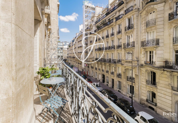 Appartement 7 pièces 155 m² · à Champerret-Berthier, Paris 17ème · 154,7 m² · 2 320 000 €