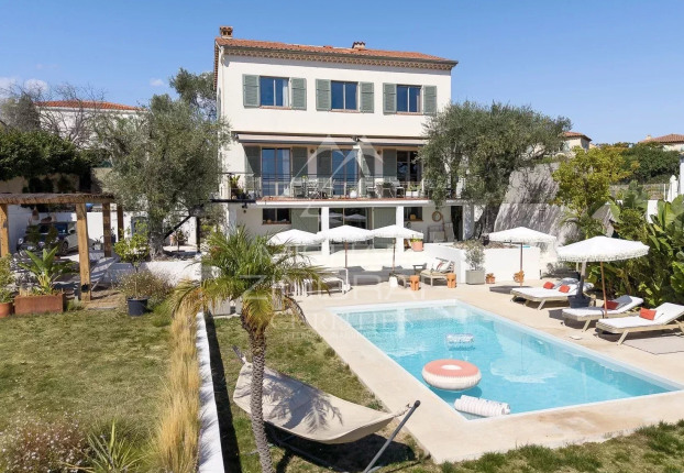 Maison 7 pièces 191 m² · à Nice · 190,7 m² · 1 650 000 €