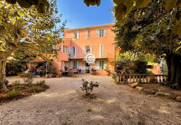 Maison 8 pièces 185 m² · à La Valette-du-Var · 185 m² · 780 000 €