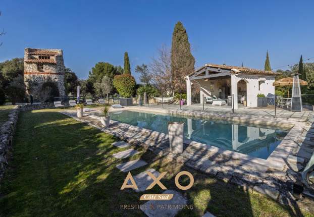 Maison 7 pièces 246 m² · à Ventabren · 246 m² · 1 290 000 €