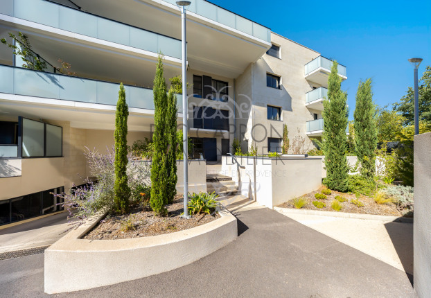 Appartement 3 pièces 76 m² · à Aix-en-Provence · 76,1 m² · 599 000 €