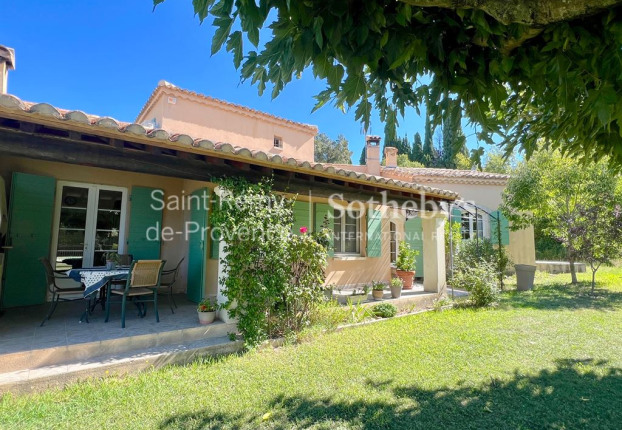 Maison 6 pièces 182 m² · à Saint-Rémy-de-Provence · 182 m² · 998 000 €