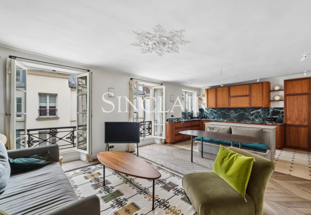 Appartement 2 pièces 70 m² · à Saint Thomas d'Aquin, Paris 7ème · 70 m² · 1 790 000 €