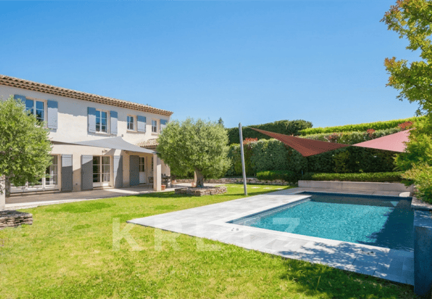 Maison 7 pièces 1150 m² · à Aix-en-Provence · 1 150 m² · 1 480 000 €
