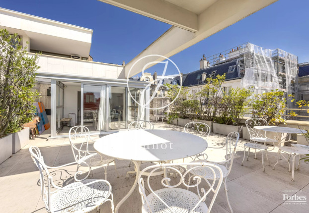 Appartement 4 pièces 71 m² · à Gros Caillou, Paris 7ème · 70,8 m² · 1 770 000 €