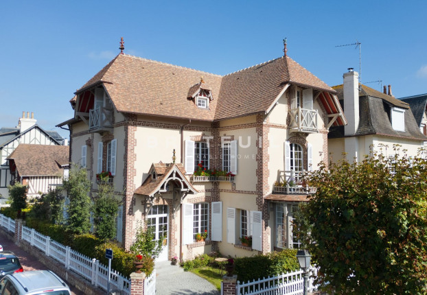 Maison 10 pièces 307 m² · à Deauville · 307 m² · 4 200 000 €