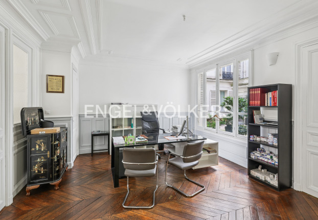 Appartement 6 pièces 131 m² · à Hoche-Friedland, Paris 8ème · 131 m² · 1 495 000 €