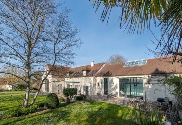 Maison 11 pièces 305 m² · à Morainvilliers · 305 m² · 996 000 €